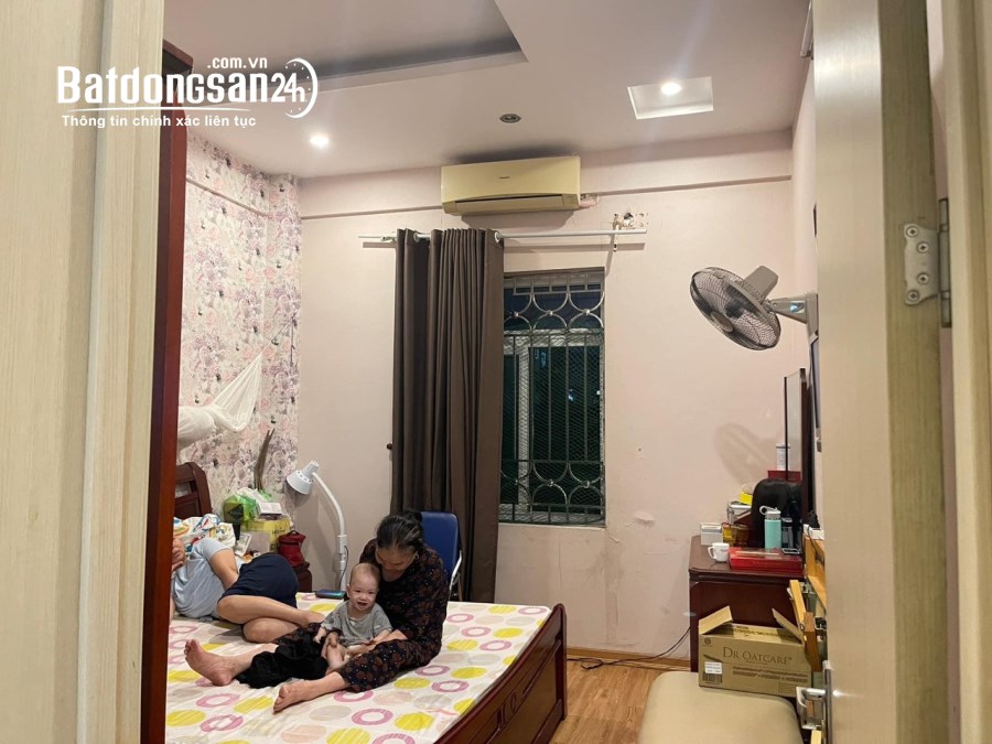 Bán nhà ngõ 67 Phùng Khoang phân lô, gần phố, lô góc sáng thoáng 45mx4T, hơn 4 tỷ