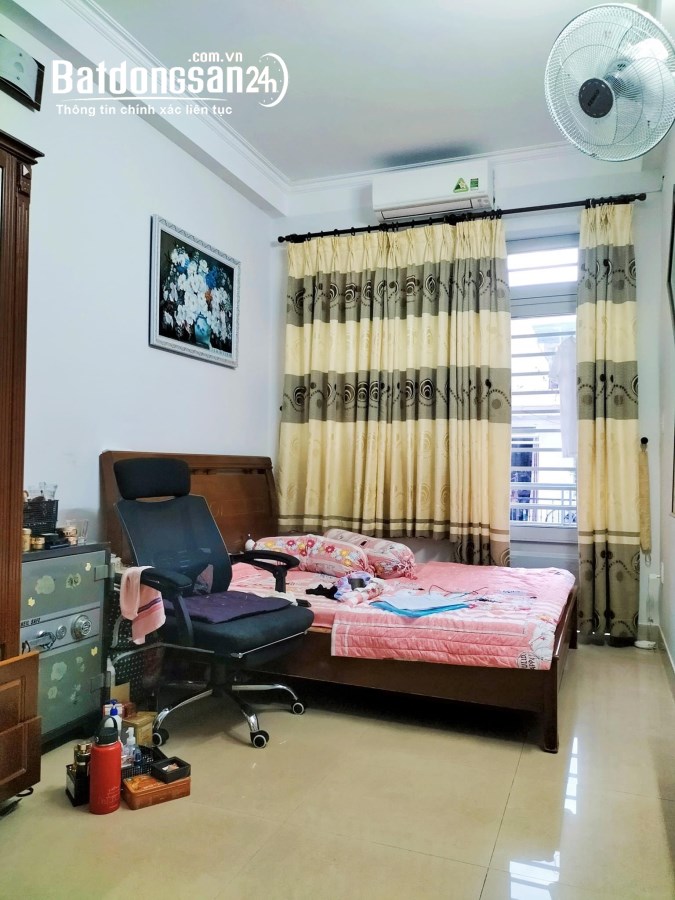 Bán nhà Đường Tô Hiến Thành, Phường 15, Quận 10