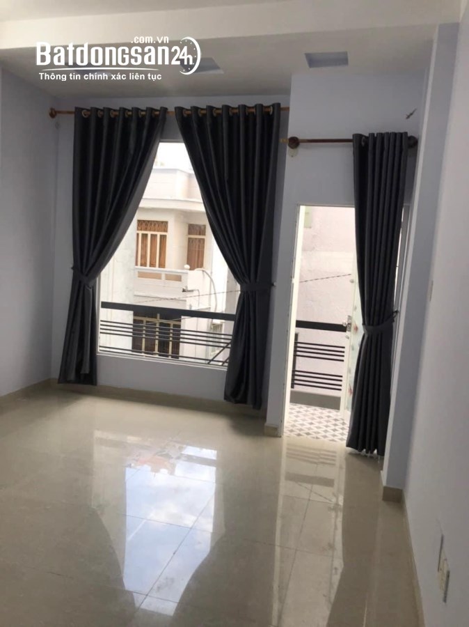 Bán nhà Đường Nguyễn Tiểu La, Phường 3, Quận 10