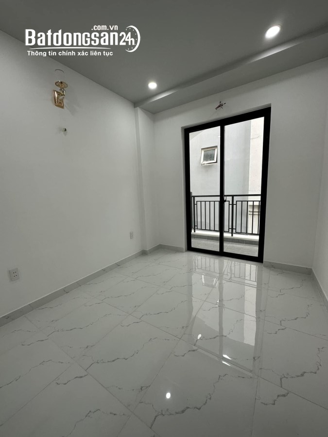 Bán nhà Lý Thái Tổ, Phường 9, Quận 10