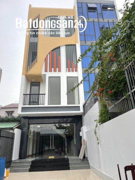 nhà mặt tiền kinh doanh 41 đường Hoàng Quốc Việt, Phú Thuận, Quận 7 .Dt 5x25m