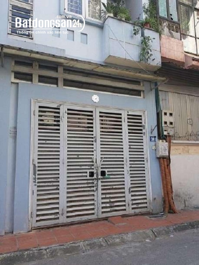Cho thuê nhà ngõ 16 phố Nguyễn Văn Huyên, Dt 60m2 x 4 tầng ,20 triệu/tháng