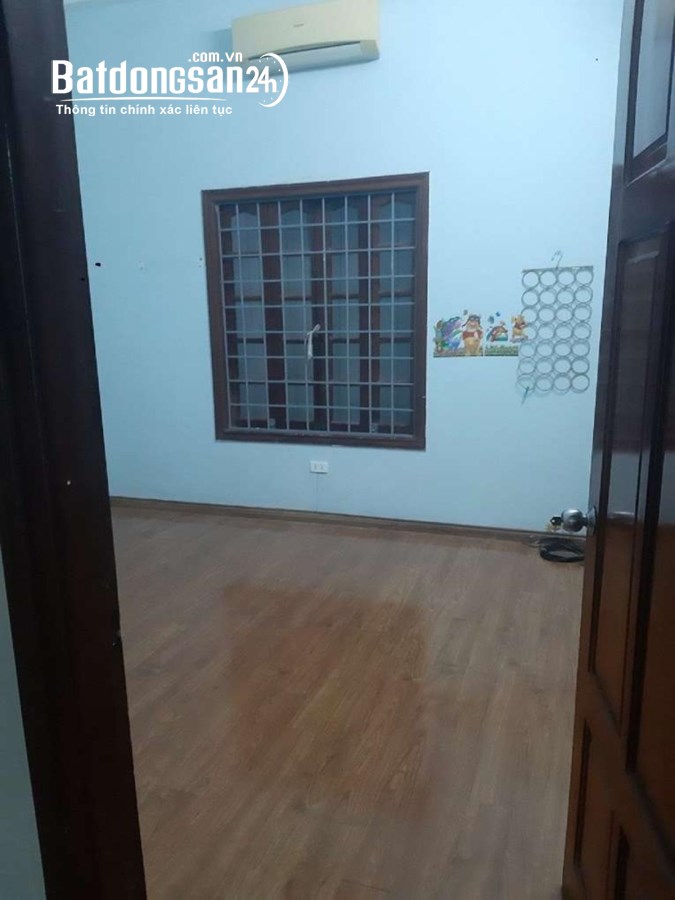 Cho thuê nhà ngõ 238 Đường Hoàng Quốc Việt, Diện tích 50m2 x 6 tầng đủ ĐH, NL, bếp 