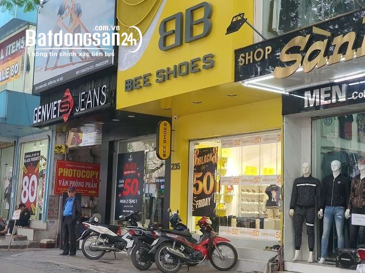 Nhà mặt phố Xuân Thủy, Diện tích 40m2 x 5 tầng xây thông, mặt tiền 4m