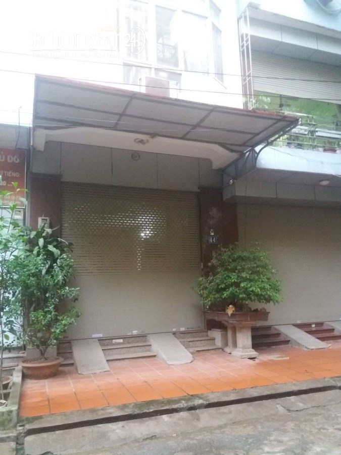Nhà ngõ 100 Hoàng Quốc Việt, Diện tích 52m2 x 5 tầng, ngõ rộng để ô tô