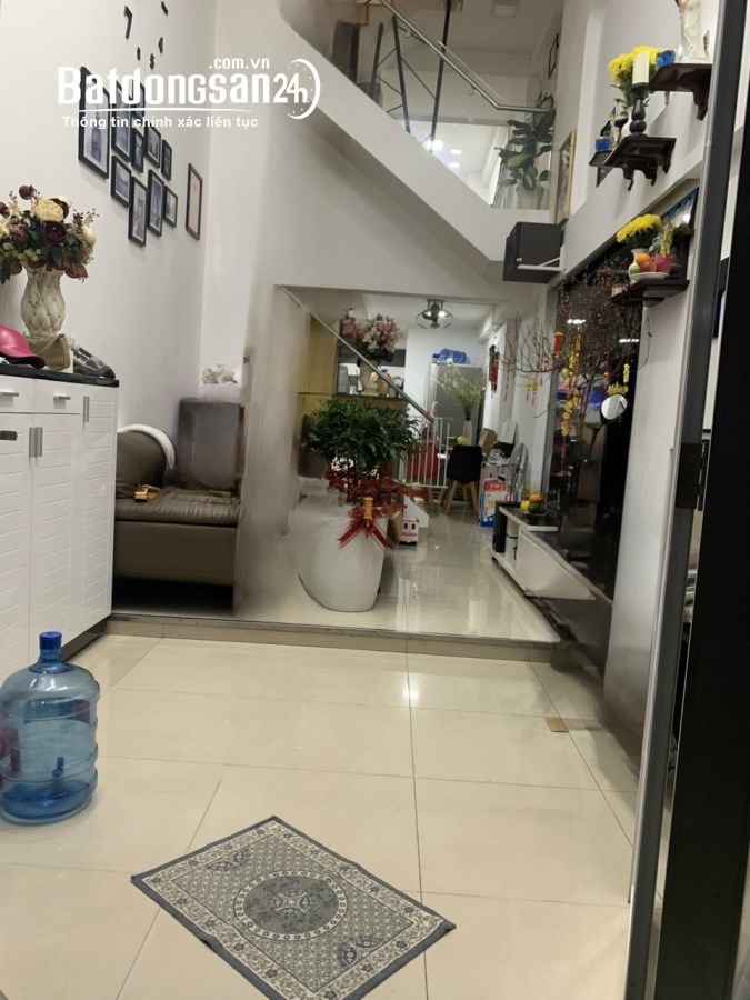 BÁN NHÀ ĐƯỜNG LẠC LONG - P8 QUẬN TÂN BÌNH 40M2, GIÁ 6.4 TỶ 