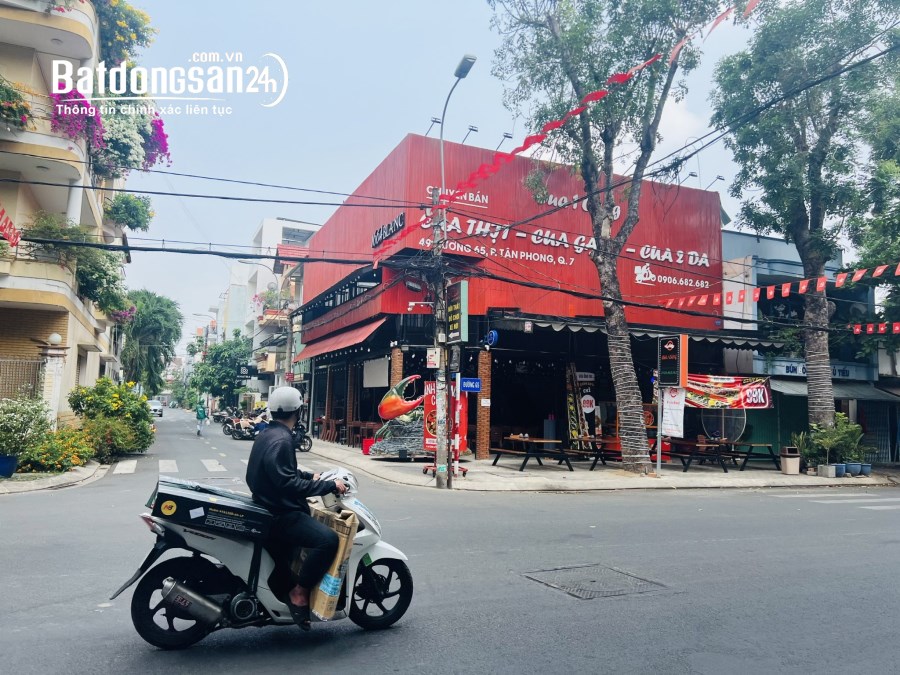  Góc 2 Mặt Tiền Đường Số 65, khu TQĐ P Tân Phong, Quận 7. Dt 12x20m 
