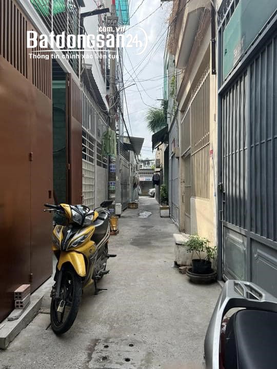 Bán nhà 35m2 Hoàng Bật Đạt, Tân Bình, 2 tỷ 9, nở hậu, hoàn công đủ