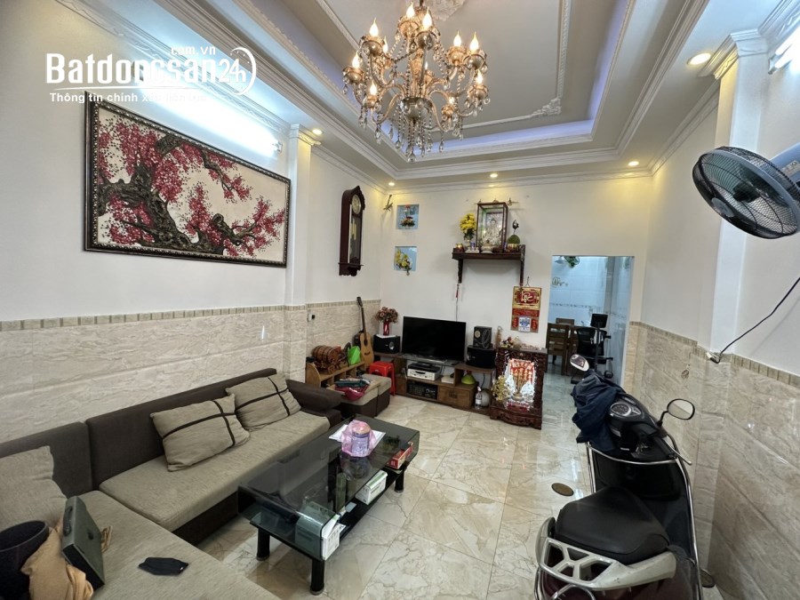 BÁN NHÀ ĐƯỜNG LẠC LONG QUÂN - P10 QUẬN TÂN BÌNH 44M2, GIÁ 5.9 TỶ 