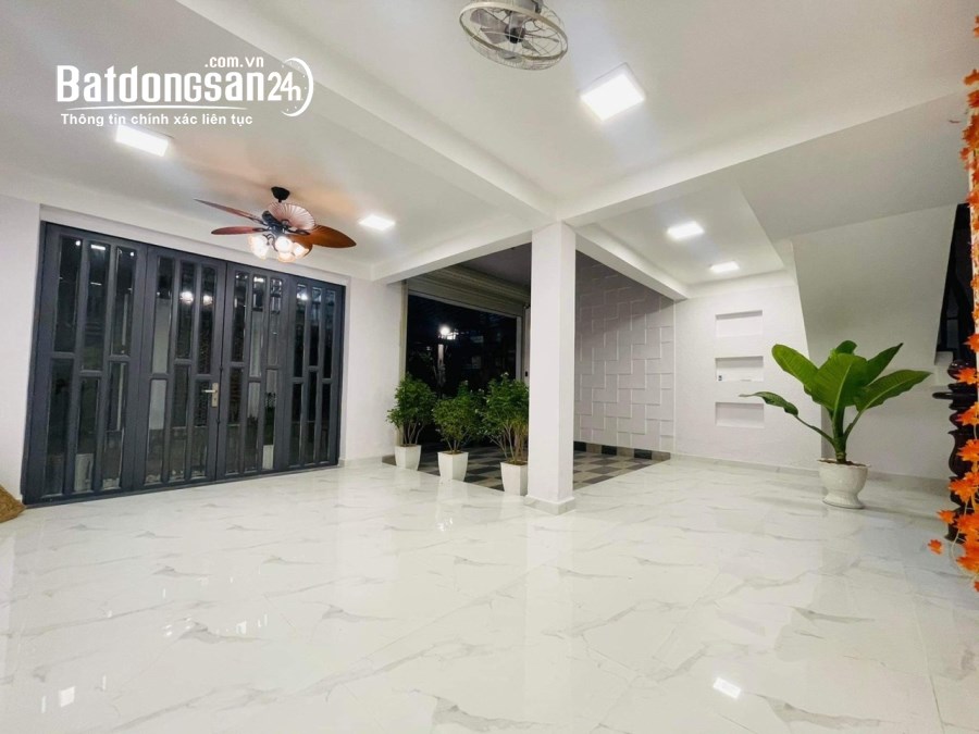 BÁN BIỆT THỰ MINI ĐỒNG ĐEN TÂN BÌNH 56M2 , HXH GIÁ 9.8 TỶ 