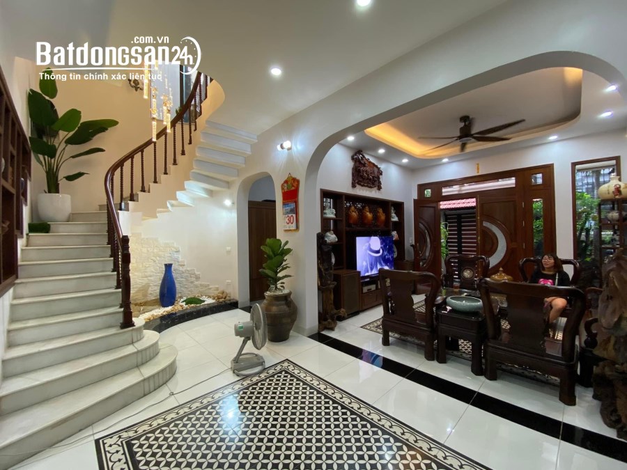 CẦN BÁN SIÊU GẤP NHÀ PHỐ XUÂN DIỆU, DT 45M2 x 4T, MT 4,6M, GIÁ 9,52 TỶ.