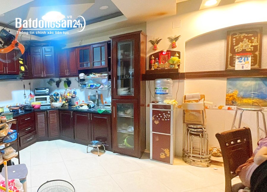 BÁN NHÀ RIÊNG HOÀNG SA QUẬN 3 NHƯ BIỆT THỰ DT58M2, 4 TẦNG,NGANG 5,8M HƠN 5 TỶ 