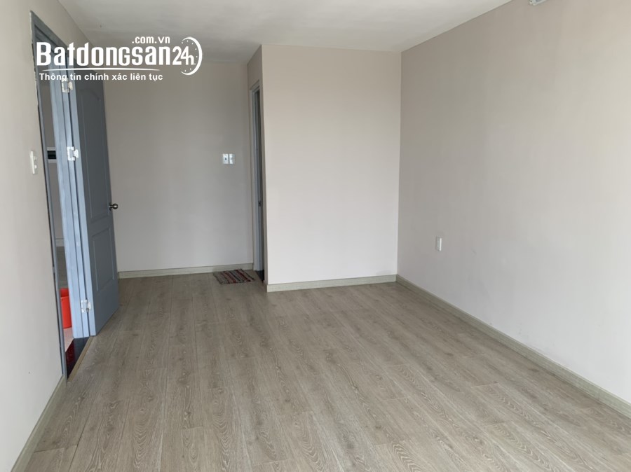 Bán căn hộ chung cư Blue Sky Tower,giá 1.950 tỷ căn 63m2.L/H 0909.456.158
