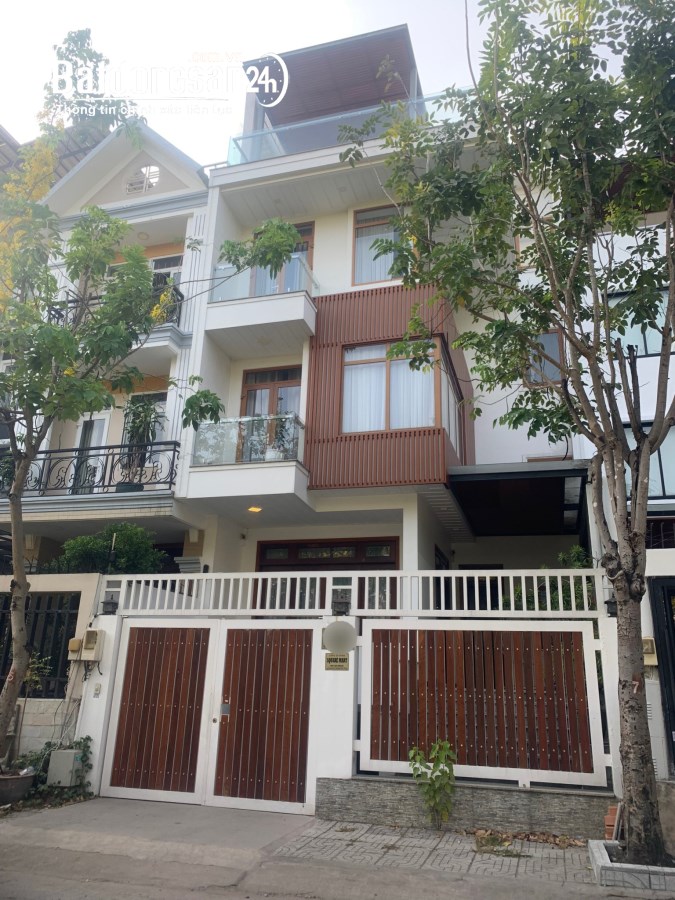 nhà 7x20m  3 lầu st đường 25 khu An phú hưng Quận 7