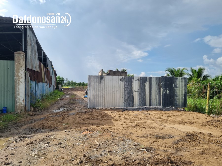 Cần bán lô đất đẹp mặt tiền đường Trương Văn Diễn, khu Thới Ngươn B, Phước Thới, quận