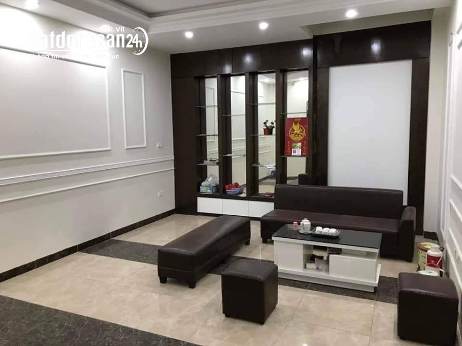 Bán nhà mặt phố Đường Hoa Bằng, Phường Yên Hòa, Quận Cầu Giấy