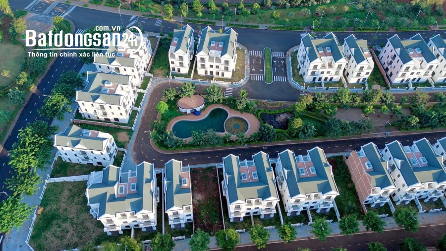 Bán nhà liền kề view trường học đường 13.5m giá 3.8 tỷ dự án Ecocity.