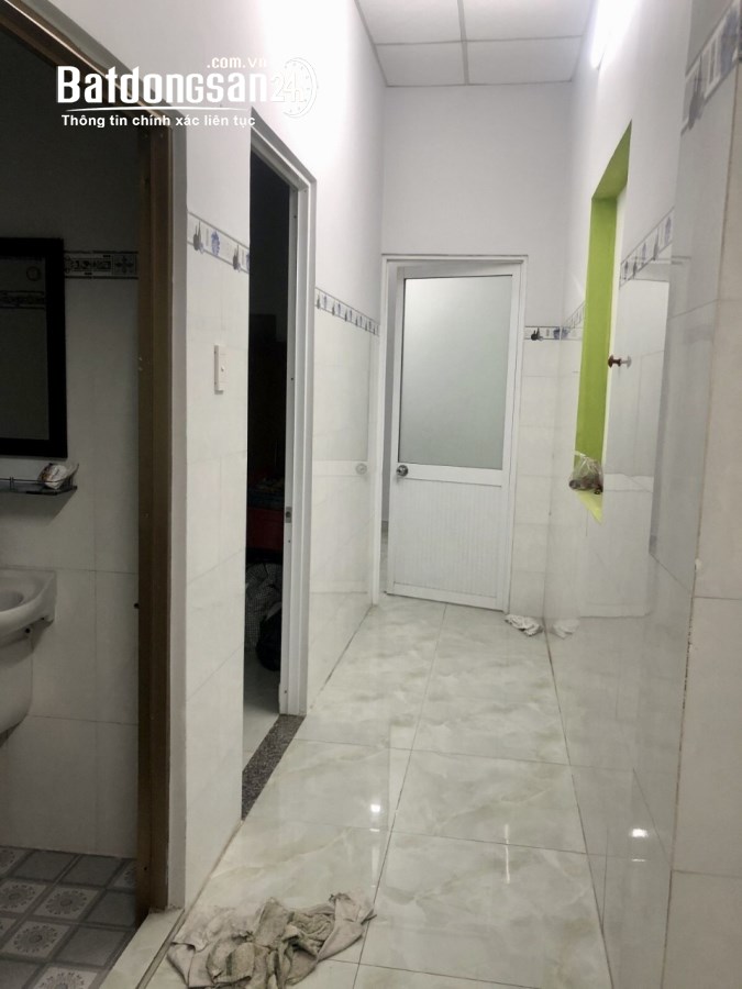 Bán nhà mặt tiền đường Trung Mỹ Tây 3, KD/VP chỉ 4 tỷ 200 TL.