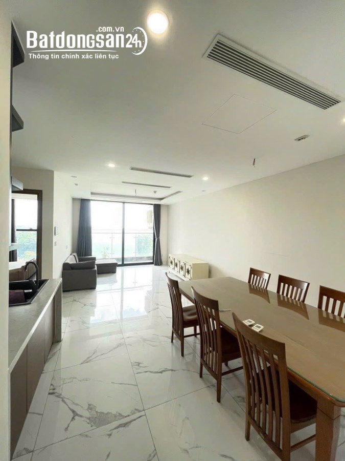 Chị gái em cần nhượng lại căn hộ 2PN 82m2 Sunshine City chỉ 3,9 tỷ . Nội Thất đầy đủ 