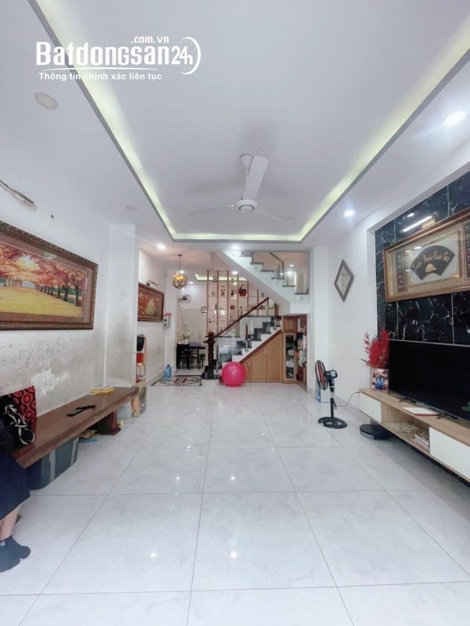 Bán nhà shr 49m2 3tang hẻm kiamoning Bùi Xuân Phái , ngay DH công thương , 5 tỷ nhỉnh