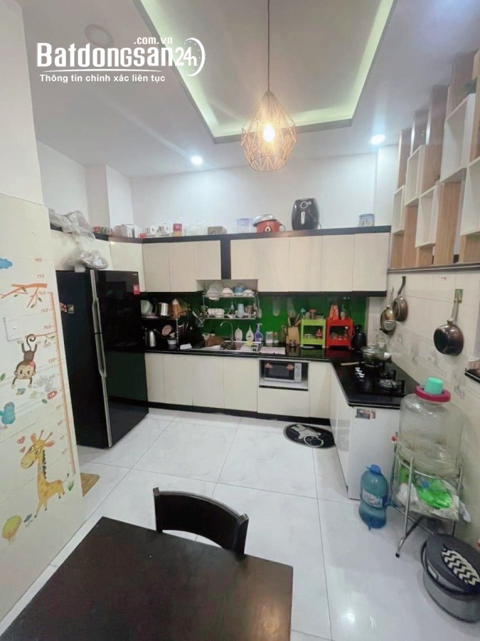 Bán nhà shr 49m2 3tang hẻm kiamoning Bùi Xuân Phái , ngay DH công thương , 5 tỷ nhỉnh