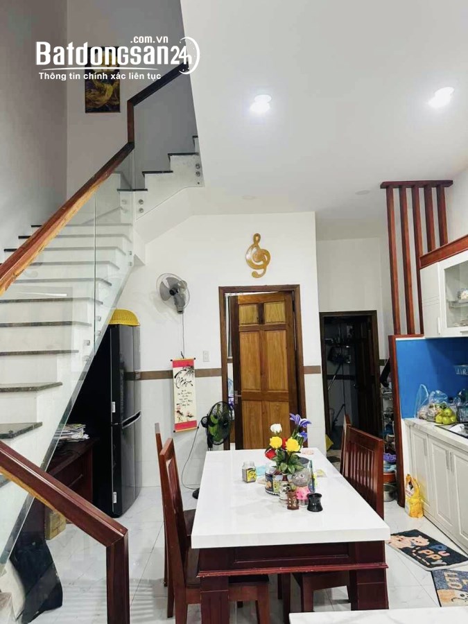 ⭐NHÀ KHU ĐÔ THỊ VCN PHƯỚC HẢI - NHA TRANG GIÁ 3 tỷ (còn thương lượng)