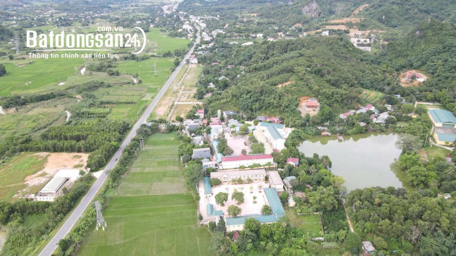 Lô đất 2 mặt tiền mặt đường Quốc lộ 6 TP Hòa Bình 100% thổ cư