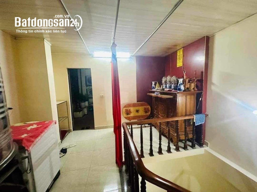 Bán nhà mặt phố Phường Mỗ Lao, Quận Hà Đông