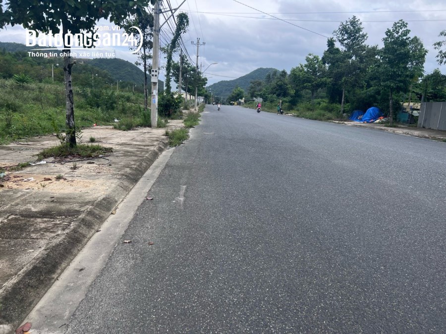 (VTA26) BÁN ĐẤT MẶT TIỀN PHONG CHÂU TĐC ĐẤT LÀNH VĨNH THÁI. NHA TRANG