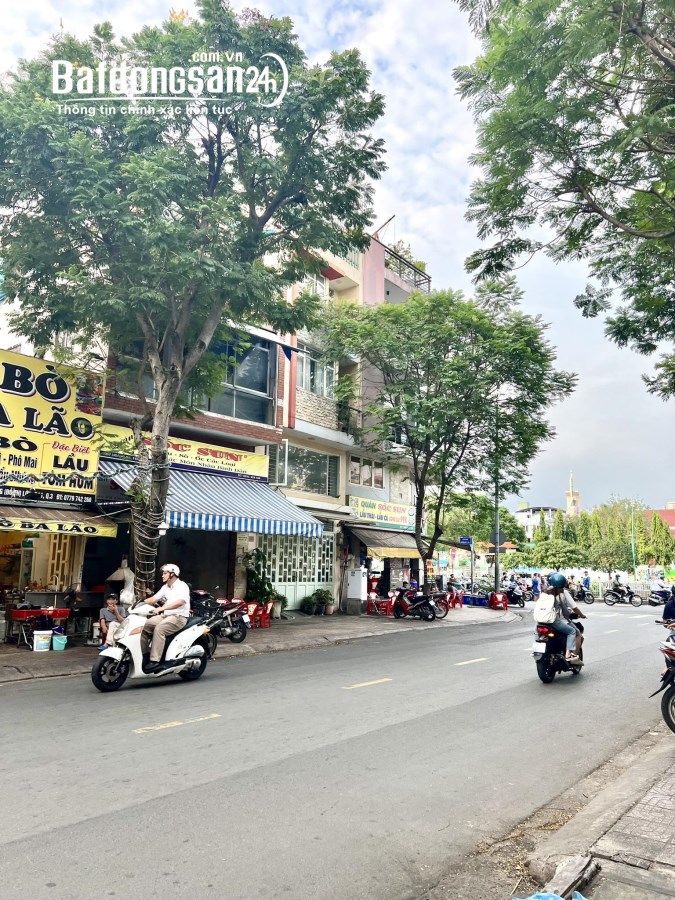 CHỈ 4.5 TỶ - VÀO Ở NGAY - HẺM THÔNG,HOÀNG SA,QUẬN 3 - 2 TẦNG - 4PN - 42M2 