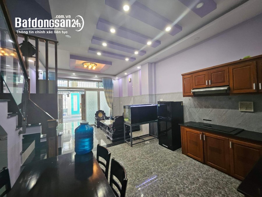 (VN81) BÁN NHÀ 3 TẦNG MẶT TIỀN ĐƯỜNG 8M SAU LƯNG KĐT VĨNH ĐIỀM TRUNG 