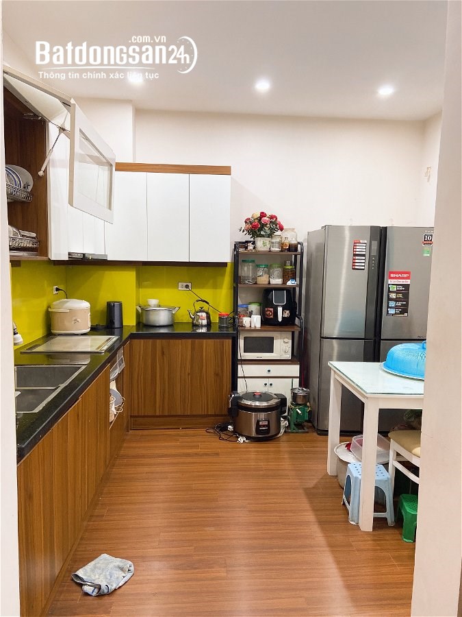 Bán căn hộ khu 7.2 ha Vĩnh Phúc Ba Đình, tầng 2, 90 m2, nội thất đẹp ở luôn 093633346