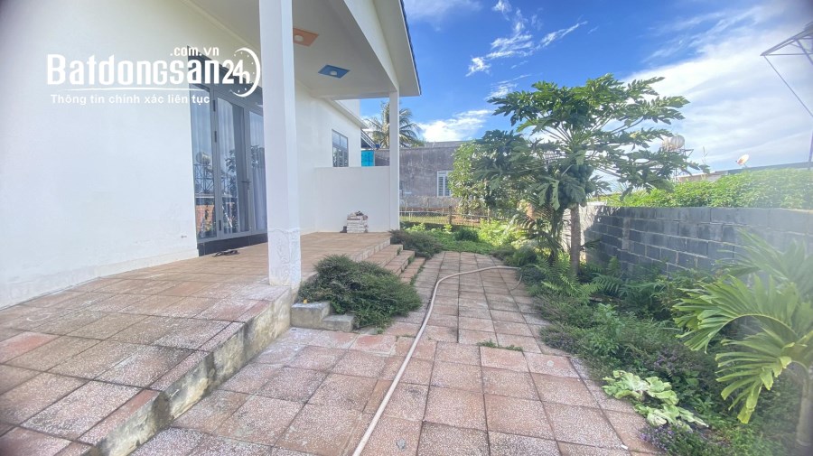 Bán biệt thự và đất đẹp mặt hẻm đường hồ xuân hương, liên nghĩa đức trọng