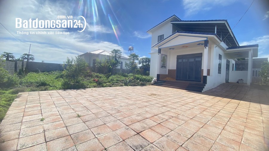 Bán biệt thự và đất đẹp mặt hẻm đường hồ xuân hương, liên nghĩa đức trọng