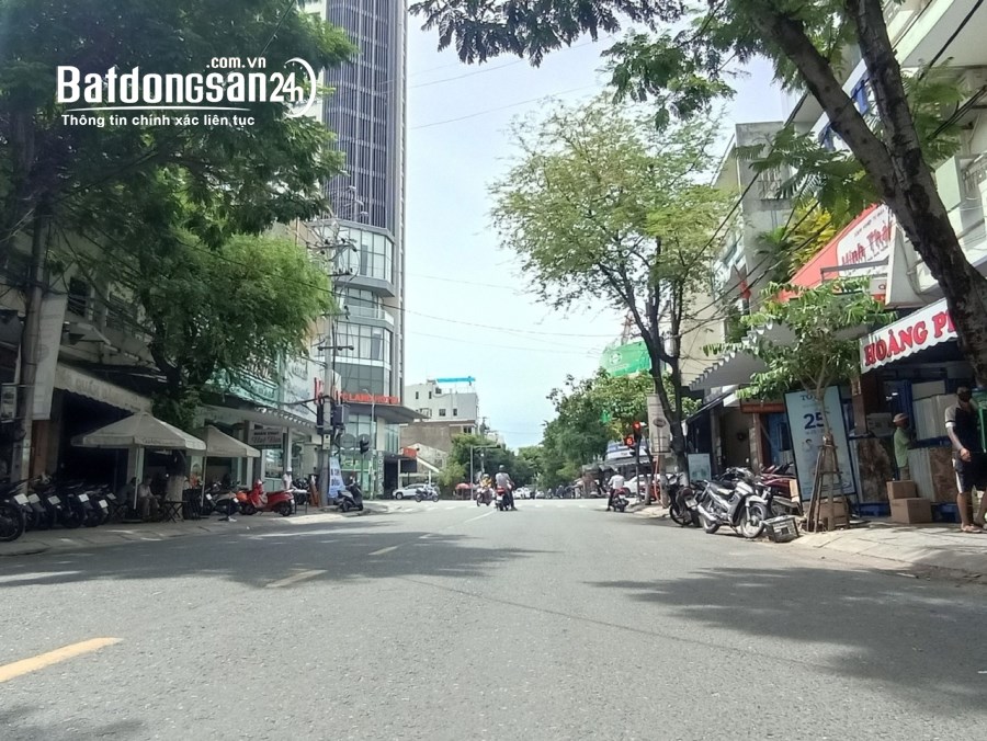 Nhà Đường Ô tô Ngô Gia Tự, lô góc,Dt 45m2 GIÁ 2.45 Tỷ.