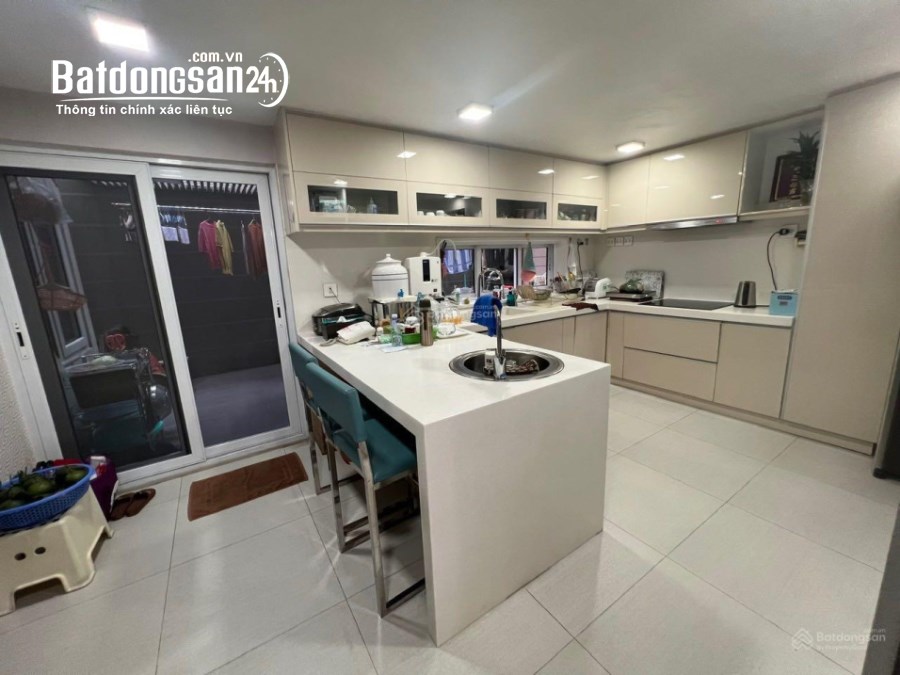 Bán VILA vĩ đại hai mặt tiền 420m2 khu Tên Lửa 47.5 tỷ. Không có căn thứ 2.