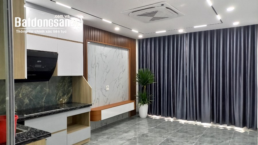 Bán nhà mặt phố Đường Tư Đình, Phường Phúc Đồng, Quận Long Biên