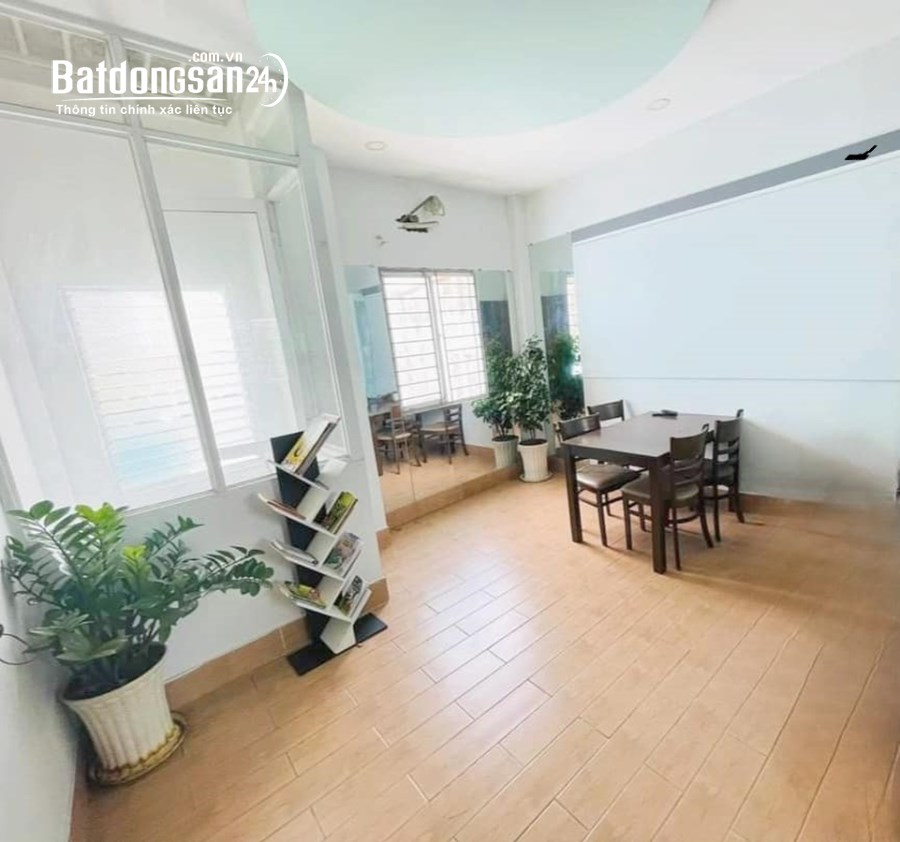 Bán nhà Nguyễn Sỹ Sách, Tân Bình, 4x15, sổ vuông A4, 3PN. Tặng nội thất, nhỉnh 5 tỷ