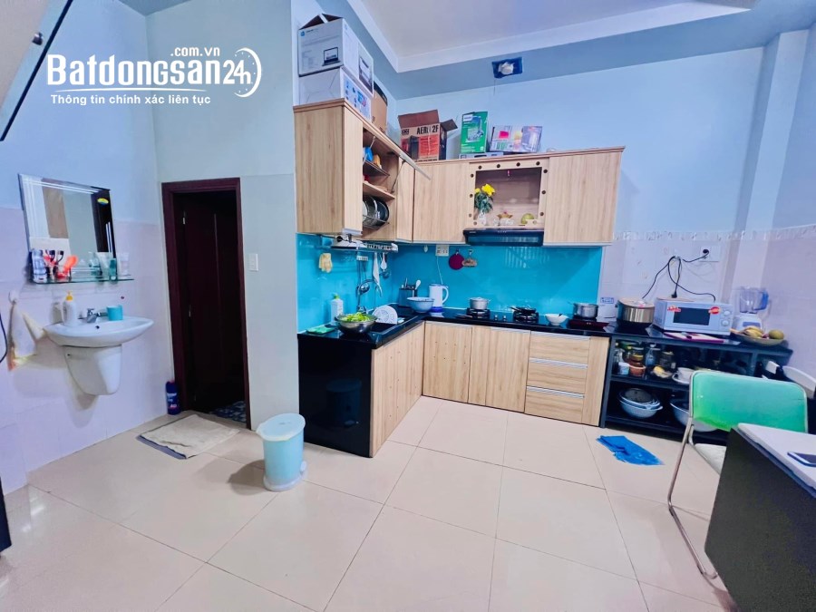 BÁN NHÀ HXH ĐỘC LẬP, TÂN PHÚ - 61M2 (4/5x13) - 2 TẦNG - GẦN MẶT TIỀN- CHỈ HƠN 5 TỶ.