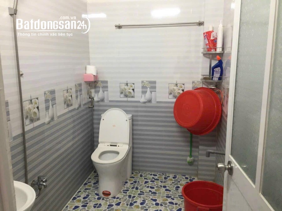 Bán nhà giá ngộp Phước Tân, DT; 125m2 đường 5m thông, Sổ chung 2 nhà, đất hồng
