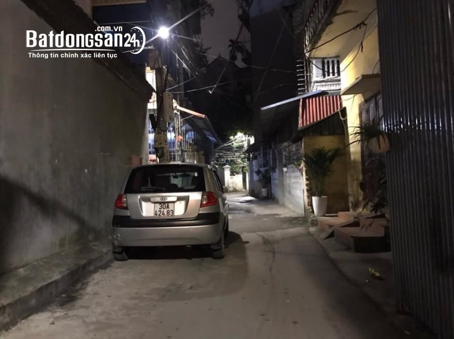 Nhà VIP LẠC LONG QUÂN 7.4 TỶ, ô tô đỗ cửa, thiết kế sang trọng hiện đại