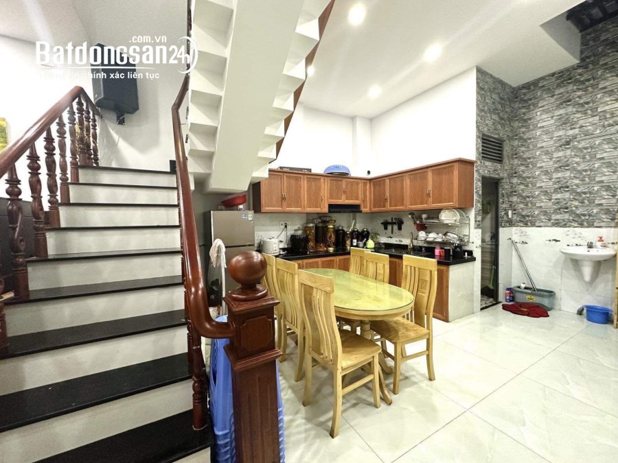 BÁN NHÀ TÂN THÀNH, TÂN PHÚ - 70M2 - 3 TẦNG BTCT - 2 MẶT HẺM 8M - CHỈ NHỈNH 5 TỶ.