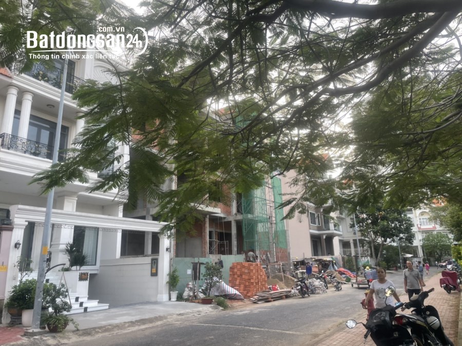 Bán gấp đất 600m2 khu dân cư Him Lam Quận 7, liền kề Lotte Mart chỉ 210 triệu/m2.