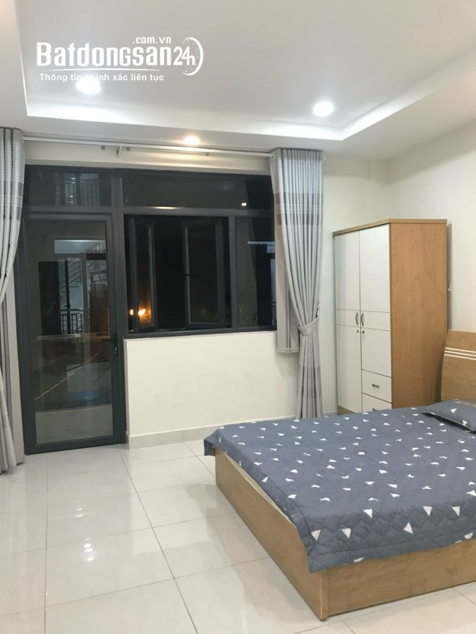 Bán nhà mặt tiền đường Nguyễn Đình Khơi, P4,Tân bình. Dt: 4,5x15, 1tr5l, giá:14.5 tỷ