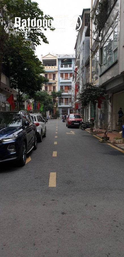 Cực Hiếm, Mộ Lao, Phân Lô - Ô TÔ TRÁNH NHAU - VÀO NHÀ - KINH DOANH, 52M2 5 TẦNG MT 5M