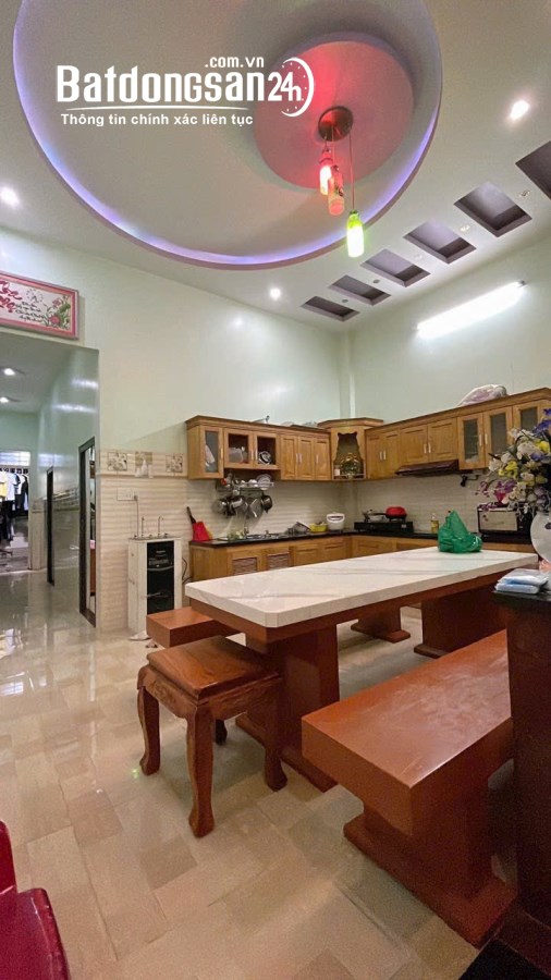 Bán nhà sổ riêng, đất hồng sạch, Phước Tân DT;5x26m, đường 5m, nhà đẹp xây kiên cố