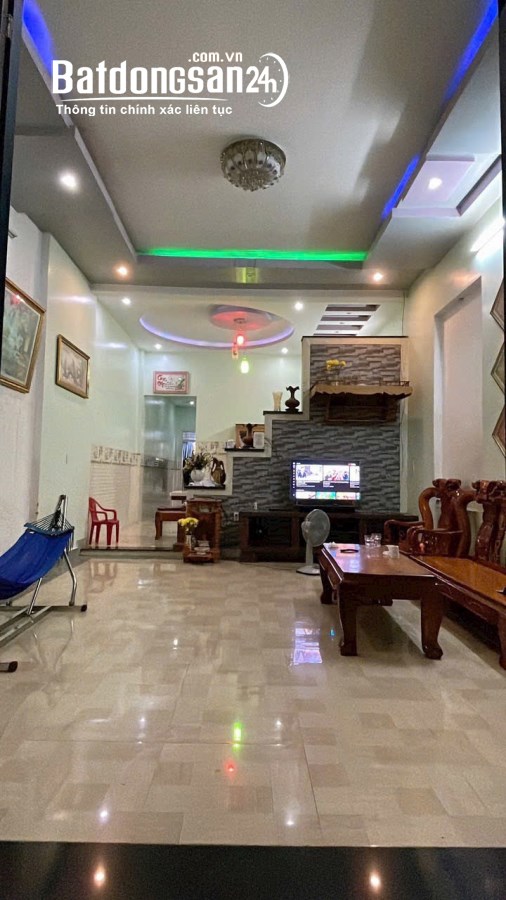 Bán nhà sổ riêng, đất hồng sạch, Phước Tân DT;5x26m, đường 5m, nhà đẹp xây kiên cố