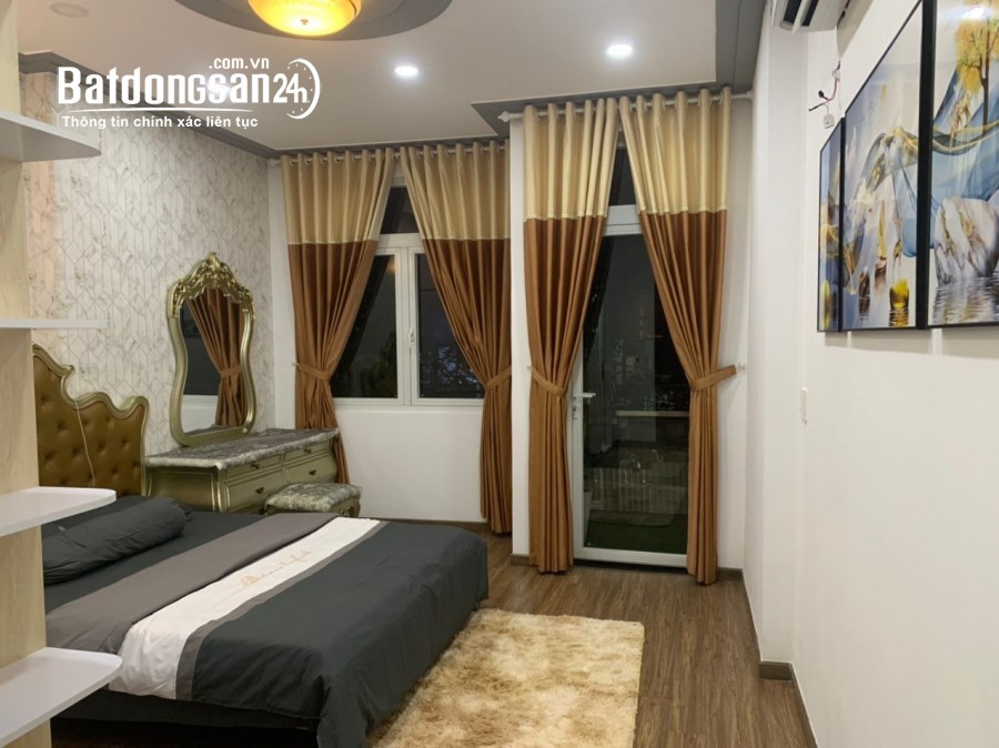  biệt thự gần chợ Tân Hương DT 8x18m, đường 16m, 4 tầng hơn 15 tỷ