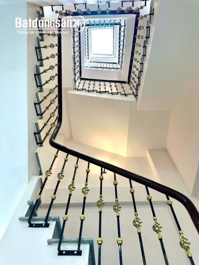 Bán nhà 35m2x5T Hồ Đắc Di, Đống Đa - Ô tô đỗ cửa dừng đỗ ngày đêm, nhà đẹp chỉ 6 tỷ