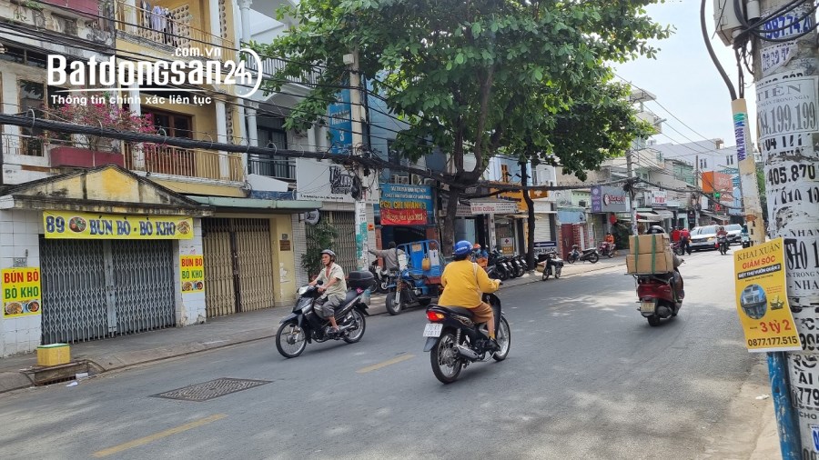 Cho thuê MT Bùi Đình Túy P12 Bình Thạnh 5 tầng thang máy 4x25m